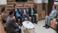 ديدار رضائیان مدیر امور شعب بانک قرض الحسنه مهر استان سمنان با رئیس دانشگاه