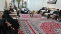 حضور رئیس دانشگاه علوم پزشکی استان سمنان در کنار خانواده شهید اکبر ناظری پور