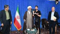 دیدار دانشجویان بین الملل دانشگاه های سمنان با نماینده ولی فقیه در استان