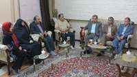 دیدار دکتر شادنوش رئیس دانشگاه با رزمنده و جانباز سرافراز حسن معماری پناه.