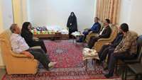 دیدار رئیس دانشگاه با مادر و خواهر شهید کوروش ارجمند زاده