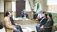 اعضای انجمن پرتونگاری استان سمنان با دکتر شادنوش رئیس دانشگاه دیدار کردند.