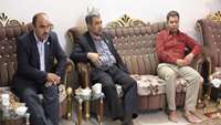 دکتر شادنوش رئیس دانشگاه به دیدار فرزند شهید حسینی رفت.