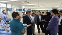 بازدید سرزده رئیس دانشگاه از بیمارستان ولایت به مناسبت روز پرستار