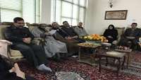 دیدار اسکندری سرپرست شبکه بهداشت و درمان شهرستان سرخه با خانواده شهید امامی.