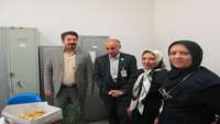 تقدیر از سی سال خدمات صادقانه خانم شاه حسینی مامای مرکز آموزشی پژوهشی درمانی حضرت امیرالمومنین (ع)