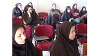 هشتمین جلسه ژورنال کلاب با عنوان تاثیر فعالیت دوگانه روی تغییر پذیری راه رفتن بیماران مبتلا به کمردرد مزمن برگزار شد.