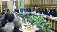 دكتر شادنوش رئيس دانشگاه در جمع مديران و كارشناسان مالي دانشگاه