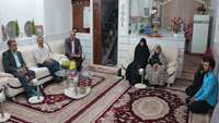 دیدار دکتر شادنوش رئیس دانشگاه با رزمنده و جانباز 8 سال دفاع مقدس حبیب اله قاضی