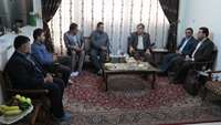 دیدار دکتر شادنوش رئیس دانشگاه  با جانباز بازنشسته دانشگاه  محمود خبازیان