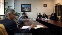 نشست صمیمی رئیس دانشگاه علوم پزشکی استان سمنان با مسئولین و جمعی از کارکنان مرکز آموزشی، پژوهشی و درمانی کوثر