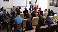 نشست صمیمی رئیس دانشگاه علوم پزشکی استان سمنان با مسئولین و جمعی از کارکنان مرکز آموزشی، پژوهشی و درمانی کوثر