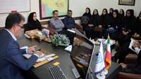 نشست صمیمی کارکنان کلینیک تخصصی و فوق تخصصی امام (ره) با دکتر پرویز مدیر شبکه بهداشت درمان گرمسار.