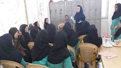 کارگاه آموزشی با موضوع سلامت در محیط کار در شرکت بازن پلاستیک شهرستان گرمسار.
