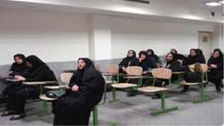 نشستهای حلقه صالحین خواهران در دانشکده بهداشت دامغان برگزار شد.