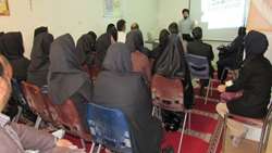 برگزاری برنامه آموزشی آشنایی با اصول و خط امام خمینی ( ره ) در بيمارستان 15 خرداد مهدي شهر