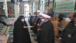 در مراسم بزرگداشت پنجم مرداد ماه سالروز اقامه اولين نماز جمعه در كشور، از مدیر شبکه بهداشت و درمان شهرستان سرخه تقدیر شد