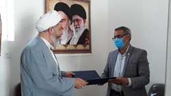 ديدار مدير شبكه بهداشت و درمان شهرستان گرمسار با امام جمعه شهر ايوانكي