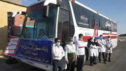 استقرار تیم سیار واکسیناسیون علیه کووید19 در مناطق شهرستان سمنان 