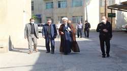 حضور امام جمعه معزز و فرماندار شهرستان دامغان در ستاد شبکه بهداشت و درمان شهرستان 