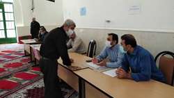 برپایی میزخدمتی با حضور سرپرست و کارکنان بیمارستان ولایت در نمازجمعه این شهرستان