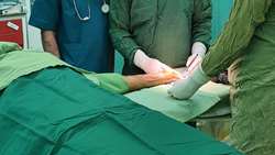 اولین عمل اورژانسی سال 1401 در مرکز آموزشی، پژوهشی و درمانی کوثر سمنان