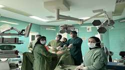 انجام عمل اصلاح افتادگی راست روده به روش لاپاراسکوپی در مرکز آموزشی پژوهشی و درمانی کوثر