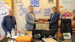 دیدار نماینده آستان قدس رضوی در استان سمنان با رئیس دانشگاه به مناسبت روز پزشک