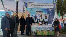 برپایی غرفه دانشگاه در نمایشگاه دستاوردهای دولت سیزدهم