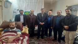 دیدار و عیادت رئیس دانشگاه از مسعود عباسی ایثارگر بازنشسته دانشگاه علوم پزشکی استان سمنان 