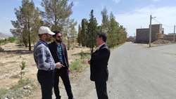 بازدید میدانی مدیر شبکه بهداشت و درمان شهرستان سرخه در روستای مومن آباد