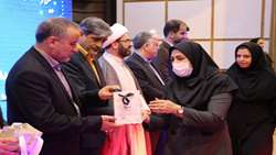  از 100 برگزیده پرستاری کشوری و  دانشگاهی دانشگاه علوم پزشکی سمنان با حضور استاندار سمنان تقدیر شد.