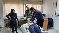 کارگاه آموزشی احیای قلبی ریوی پیشرفته در سالن مهارت های بالینی دانشگاه برگزار شد