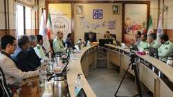 دیدار فرمانده انتظامی استان سمنان با دکتر قدس رئیس دانشگاه به مناسبت روز پزشک