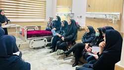 ارائه آموزش بالینی با عنوان مسمومیت حاملگی در بیمارستان امیرالمومنین (ع) 