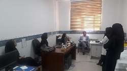 بازدید مدیر شبکه بهداشت و درمان شهرستان سرخه از مرکز خدمات جامع شهدا در راستای اجرای پویش ملی سلامت
