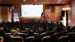 آئین برزگداشت روز جهانی ماما در دانشگاه علوم پزشکی استان سمنان برگزار شد
