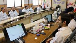 دیدار رئیس و جمعی از کارکنان‌ مرکز اورژانس پیش بیمارستانی و مدیریت حوادث دانشگاه با دکتر قدس رئیس دانشگاه