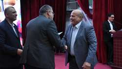تجلیل از جانبازان و رزمندگان سرافراز دانشگاه در همایش خدمت ماندگار 