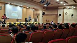 بزرگداشت روز دانشجو در دانشکده تغذیه، علوم غذایی و مدیریت اطلاع رسانی پزشکی آرادان