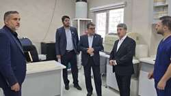 بازدید سرپرست دانشگاه علوم پزشکی استان سمنان از مرکز خدمات جامع سلامت شهداء سرخه