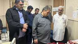 حضور استاندار سمنان در بیمارستان کوثر و عیادت از دانشجویان مصدوم تصادف سرویس دانشجویی