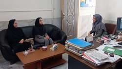 نشست مشترک کلینیک مشاوره بیماری‌های رفتاری مرکز بهداشت شهرستان سمنان و اورژانس اجتماعی ۱۲۳ برگزار شد