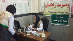 به مناسبت هفته سالمند، سالمندان روستای چنداب معاینه شدند.