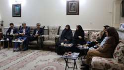 عیادت رئیس دانشگاه علوم پزشکی استان سمنان از مارندیزی همکار معاونت آموزشی دانشگاه