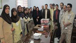 تجلیل از بهکاران مرکز آموزشی پژوهشی و درمانی امیرالمومنین(ع) همزمان با ١١ اردیبهشت روز جهانی کارگر