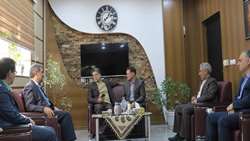 نشست مشترک معاون بیمه خدمات سلامت سازمان بیمه سلامت کشور با دکتر شادنوش رئیس دانشگاه علوم پزشکی استان سمنان