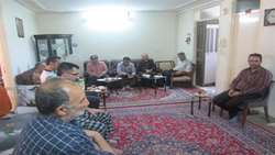 پرسنل مرکز بهداشت سمنان به عیادت فرزند همکار علیرضا جواهری رفتند. 
