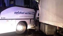 مدیریت مطلوب حادثه برخورد یک دستگاه کامیون با اتوبوس در محور سمنان- گرمسار توسط اورژانس پیش بیمارستانی شهرستان گرمسار 