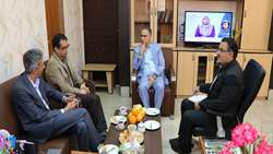 دکتر دانائی رئیس دانشگاه  علوم پزشکی استان سمنان با سماکوش مدیر کل امور اتباع و مهاجرین استان دیدار و گفت و گو کرد